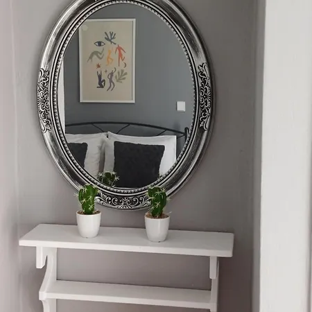 Zeus Guest house 3*
