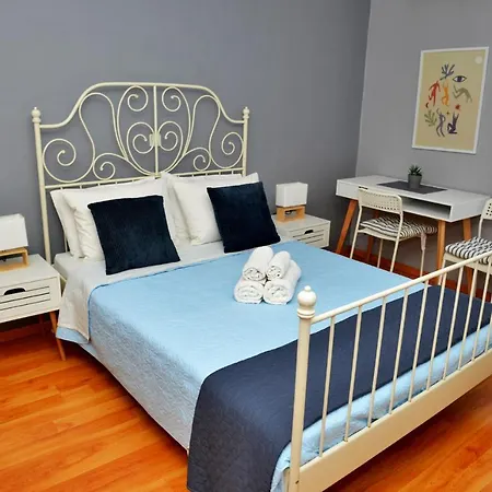 Zeus Guest house